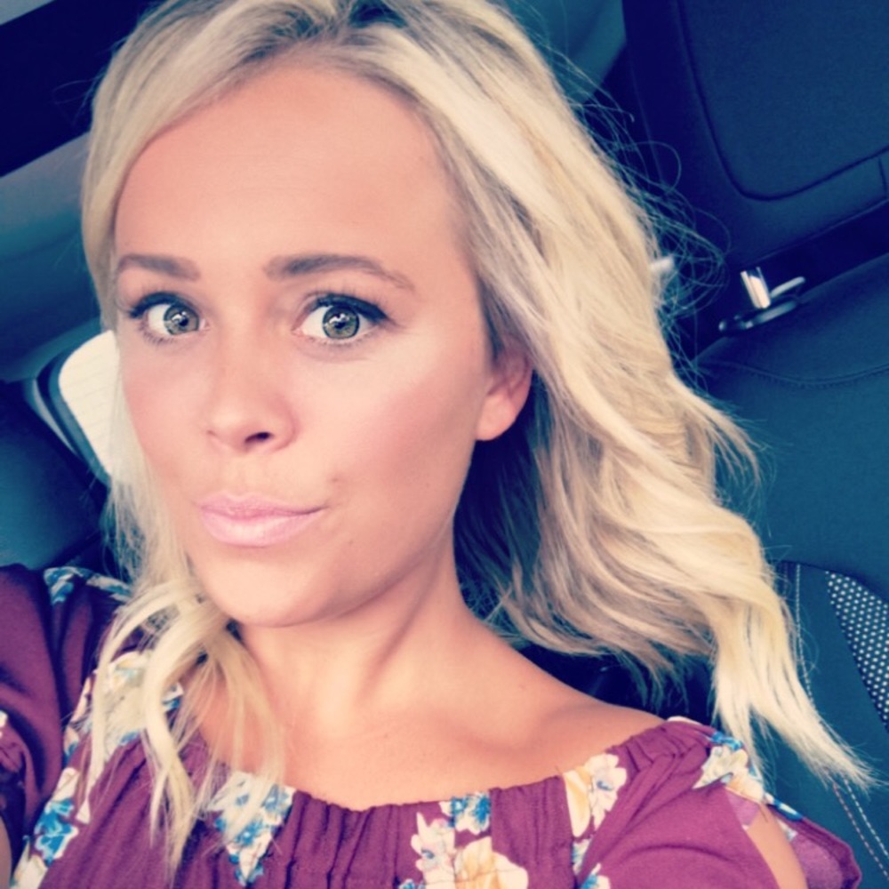 Meet your Posher, Lisa